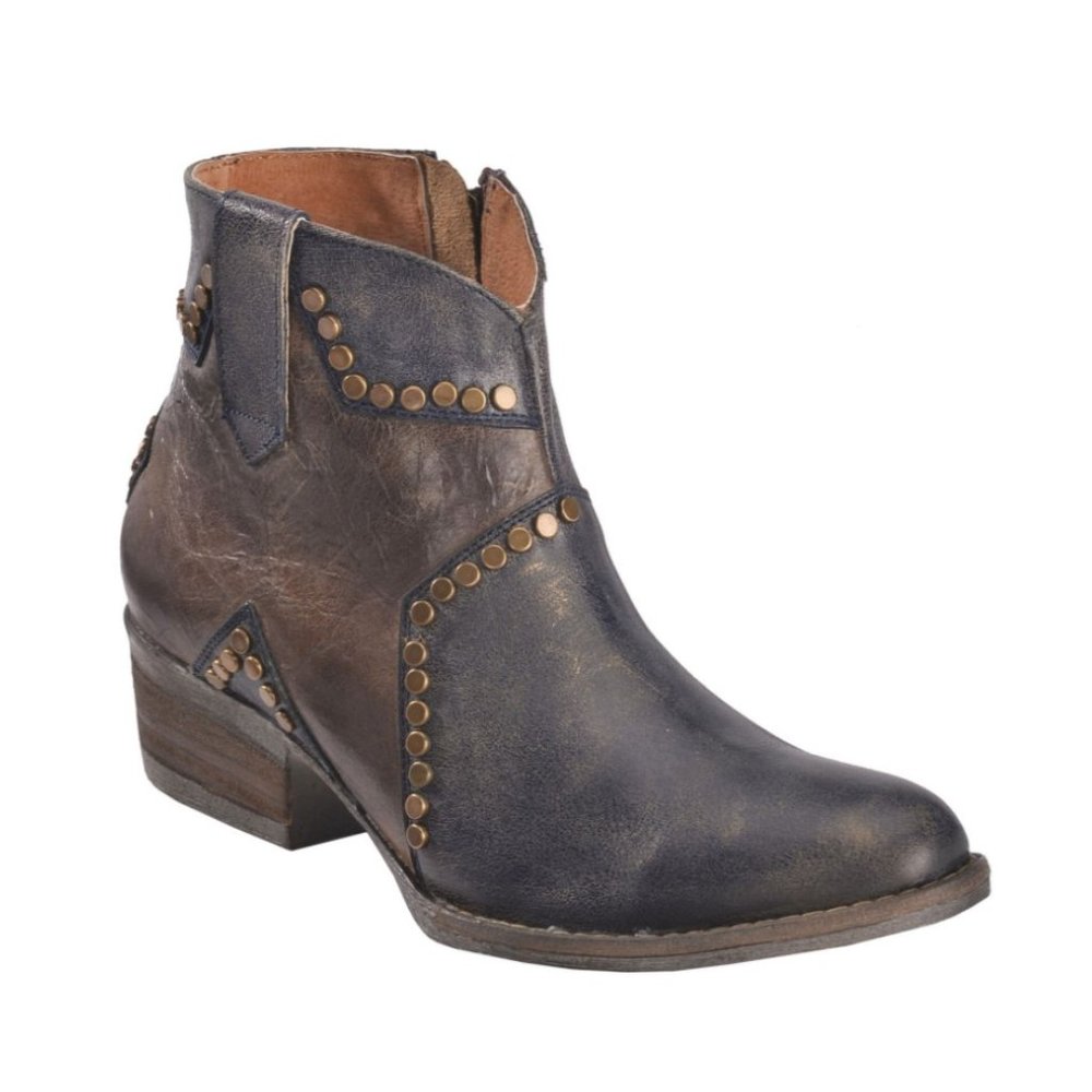 Circle G By Corral Ladies Studded Star Inlay Ankle Boots -NEW